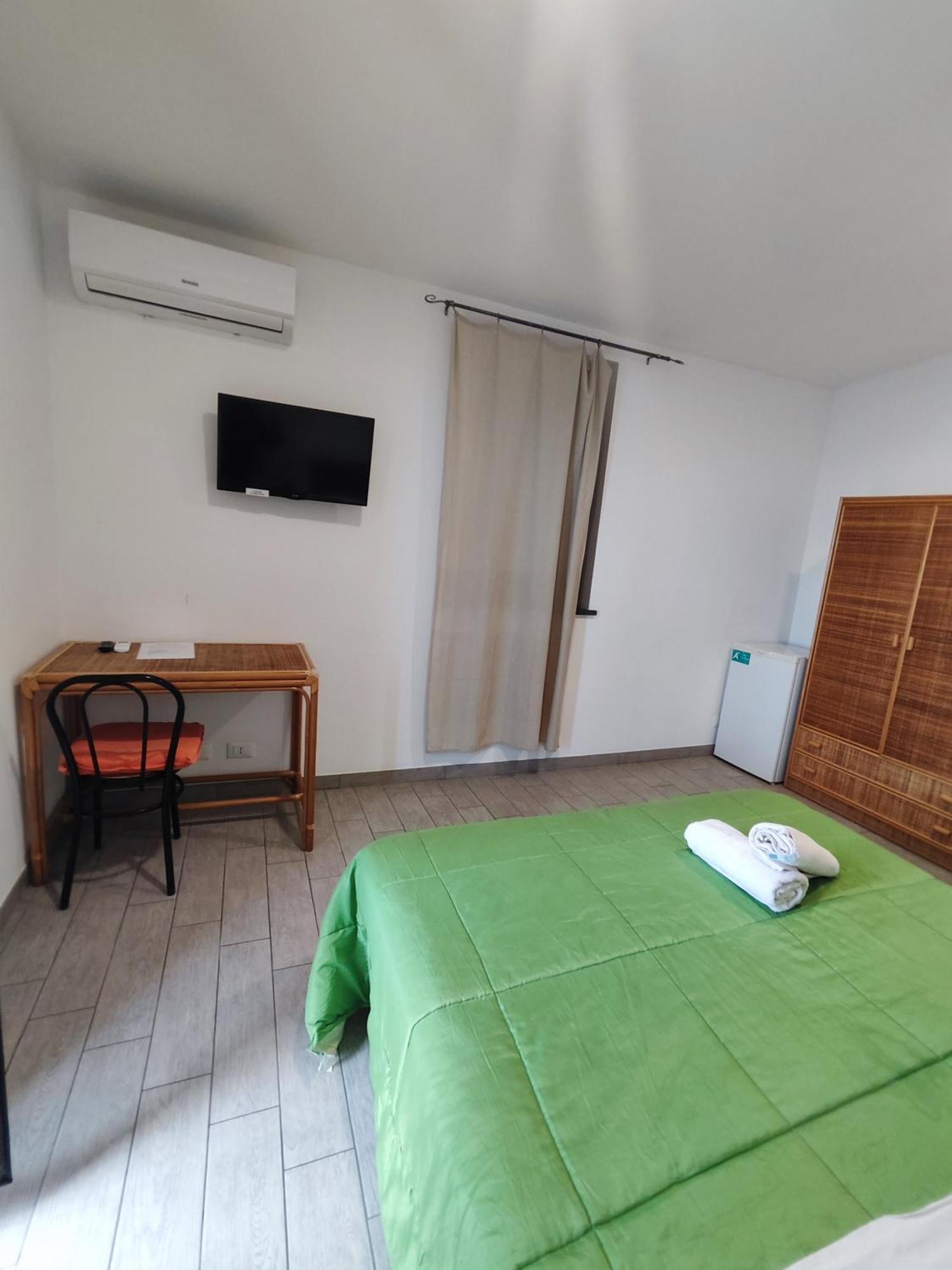 Hotel Faraglione ヴルカーノ エクステリア 写真